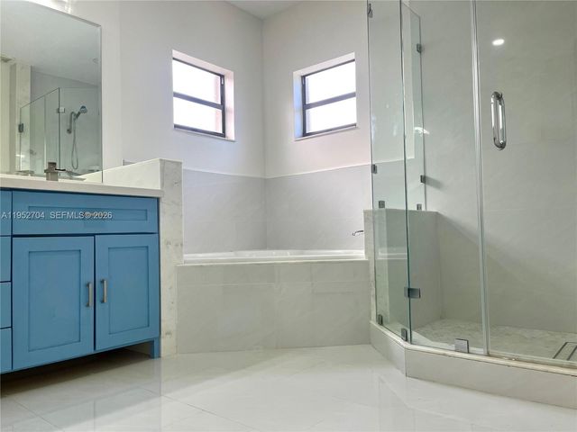 11433 SW 242nd Ln 11433, Homestead, FL 33032