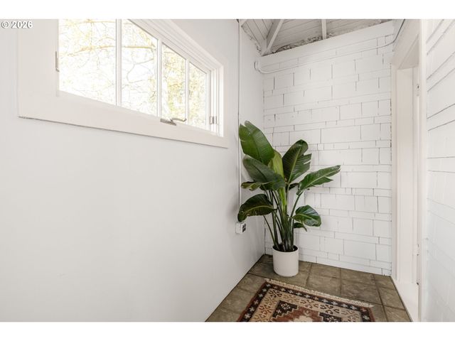 5116 Ne 15TH Ave, Portland, OR 97211