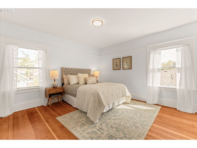 5116 Ne 15TH Ave, Portland, OR 97211