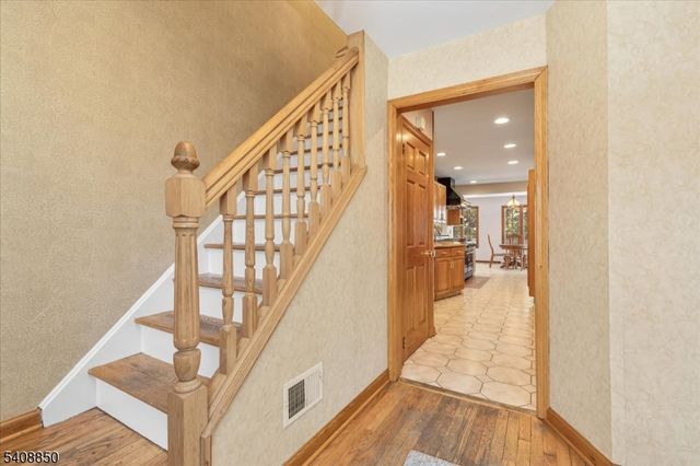 207 Belvidere Ave, Fanwood Boro, NJ 07023