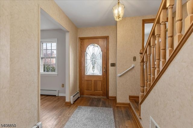 207 Belvidere Ave, Fanwood Boro, NJ 07023