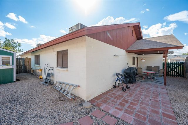 977 Canyon Shadows Drive, Kingman, AZ 86409