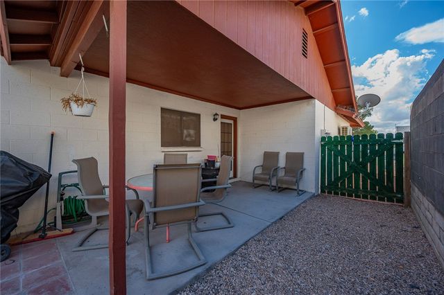977 Canyon Shadows Drive, Kingman, AZ 86409