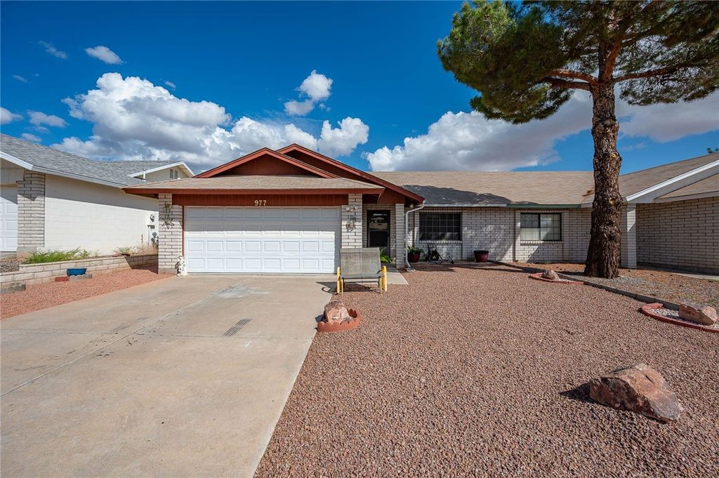 977 Canyon Shadows Drive, Kingman, AZ 86409