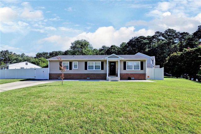 212 Picard DR, Newport News, VA 23602