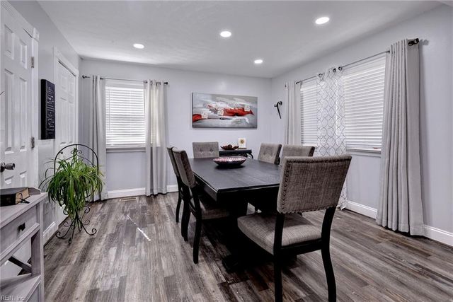 212 Picard DR, Newport News, VA 23602