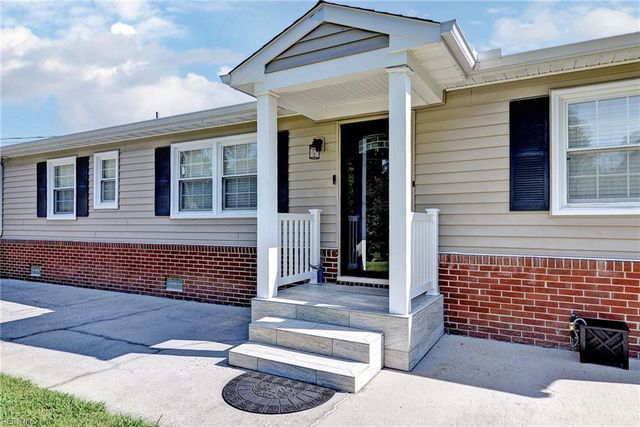 212 Picard DR, Newport News, VA 23602