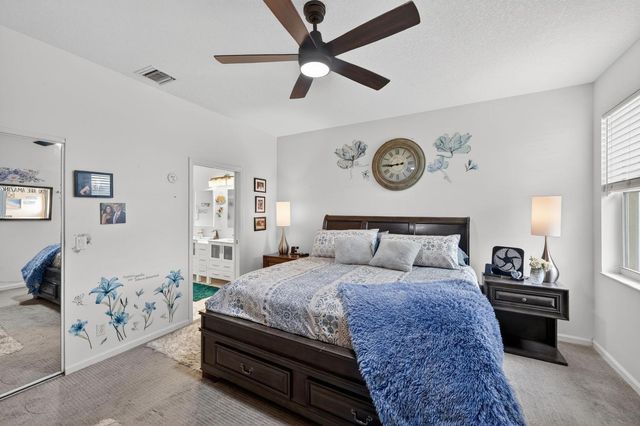 9572 N Crescent View Dr Drive N, Boynton Beach, FL 33437