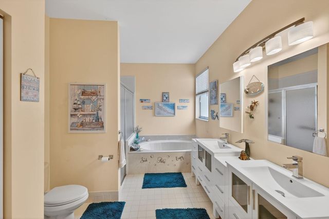 9572 N Crescent View Dr Drive N, Boynton Beach, FL 33437