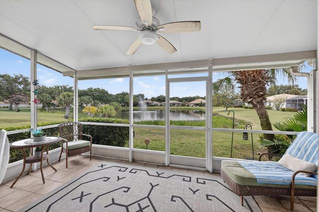 9572 N Crescent View Dr Drive N, Boynton Beach, FL 33437