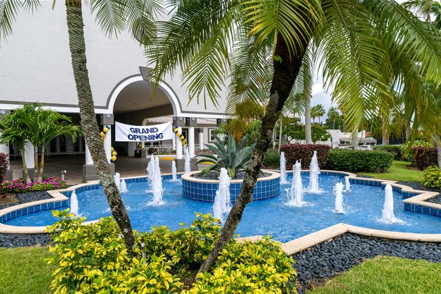 9572 N Crescent View Dr Drive N, Boynton Beach, FL 33437