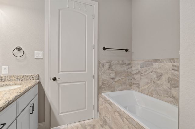 2317 Chrystal Drive, Carrollton, TX 75006