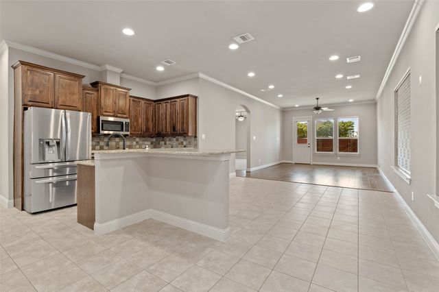 2317 Chrystal Drive, Carrollton, TX 75006