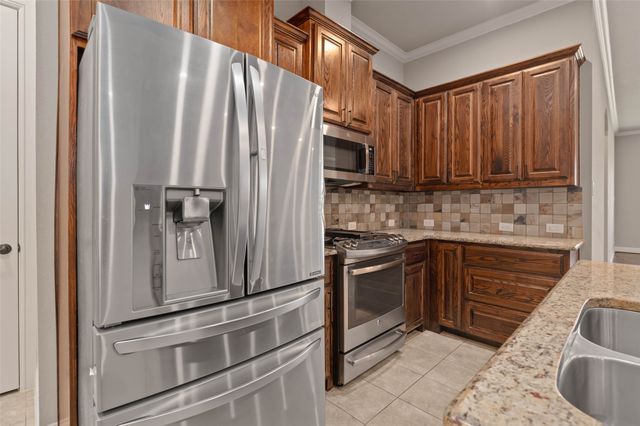 2317 Chrystal Drive, Carrollton, TX 75006