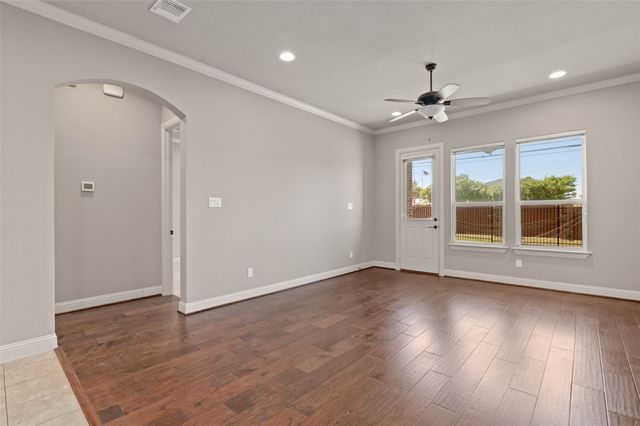 2317 Chrystal Drive, Carrollton, TX 75006