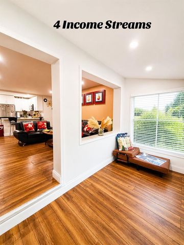 2281 NW 81st Terrace, Miami, FL 33147