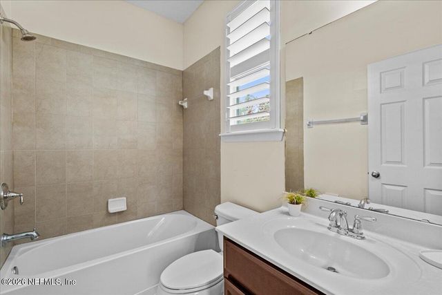 1201 E REDROCK RIDGE Avenue, St. Johns, FL 32259