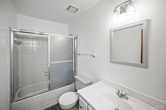 5621 Cardiman St, Milton, FL 32583