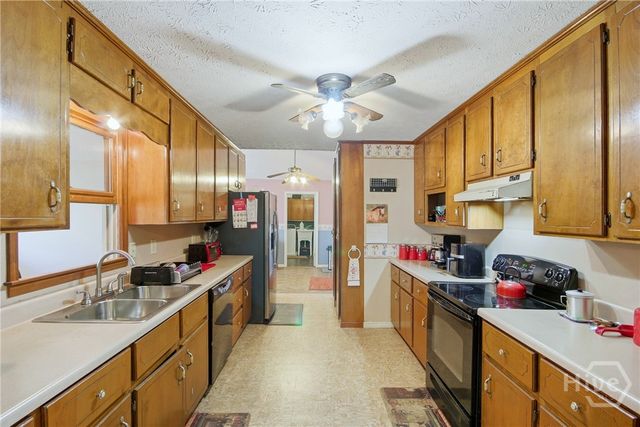 1013 Amber Stapp Studdard Road, Social Circle, GA 30025