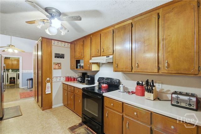 1013 Amber Stapp Studdard Road, Social Circle, GA 30025