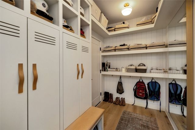 870 Augusta Court, Waukee, IA 50263