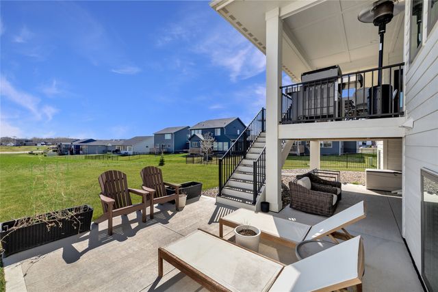 870 Augusta Court, Waukee, IA 50263