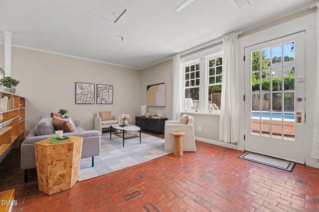 603 Smith Level Road, Chapel Hill, NC 27516