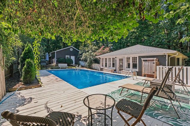 603 Smith Level Road, Chapel Hill, NC 27516
