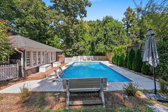 603 Smith Level Road, Chapel Hill, NC 27516