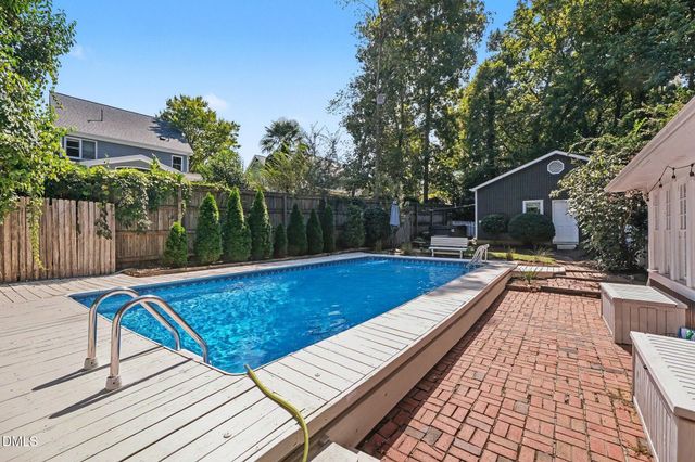 603 Smith Level Road, Chapel Hill, NC 27516