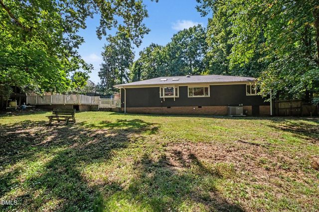 603 Smith Level Road, Chapel Hill, NC 27516