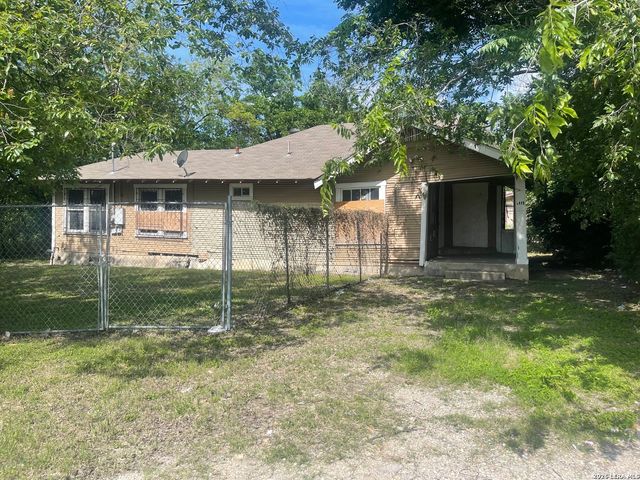 2411 S ZARZAMORA ST, San Antonio, TX 78207