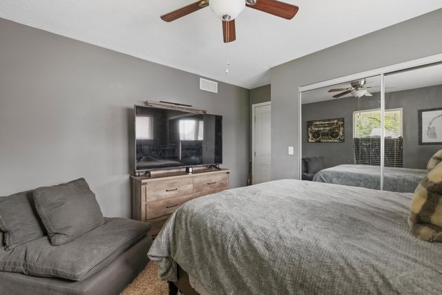 1519 S Martinson, Wichita, KS 67213