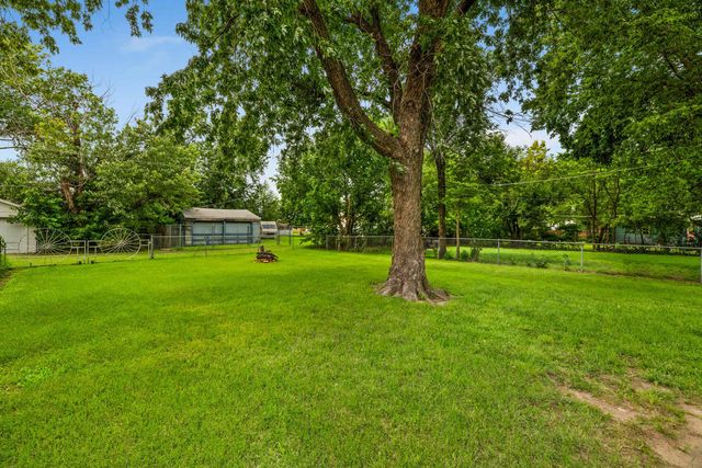 1519 S Martinson, Wichita, KS 67213
