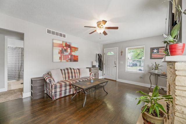 1519 S Martinson, Wichita, KS 67213