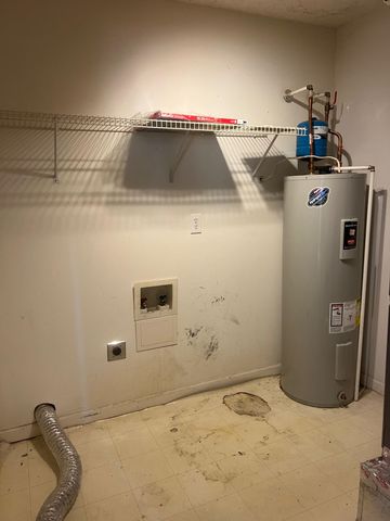 512 F ST, Staunton, VA 24401