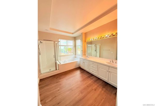 6063 Oakgate Row, San Diego, CA 92037