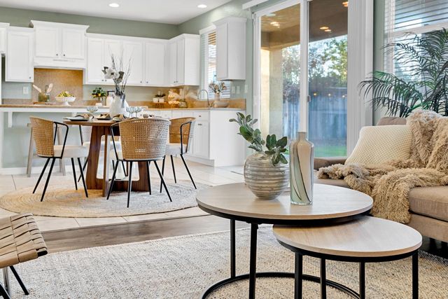 2986 Mary Ave, Sanger, CA 93657