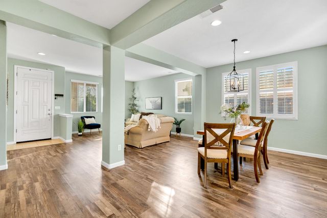 2986 Mary Ave, Sanger, CA 93657