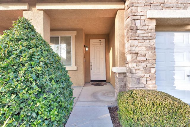 2986 Mary Ave, Sanger, CA 93657