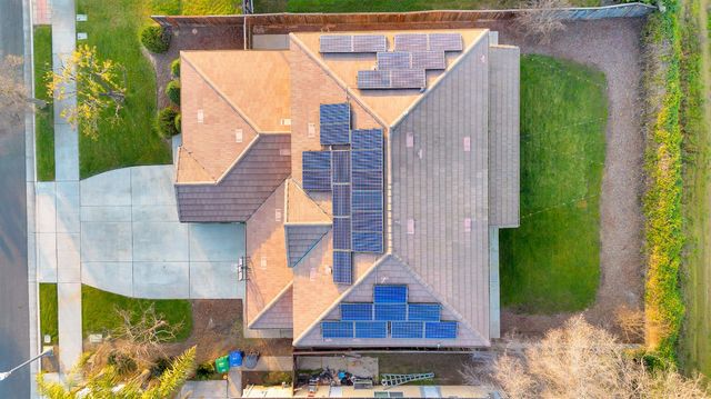 2986 Mary Ave, Sanger, CA 93657