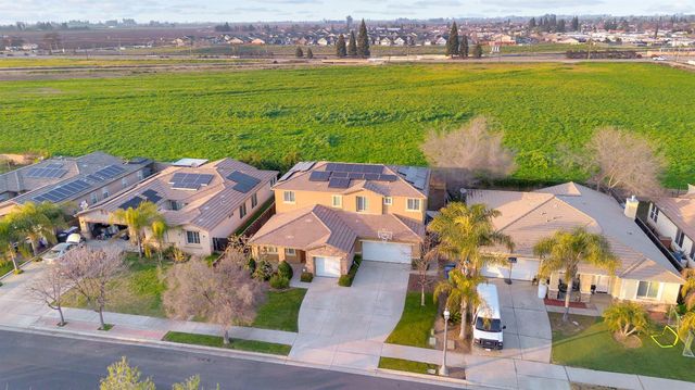 2986 Mary Ave, Sanger, CA 93657