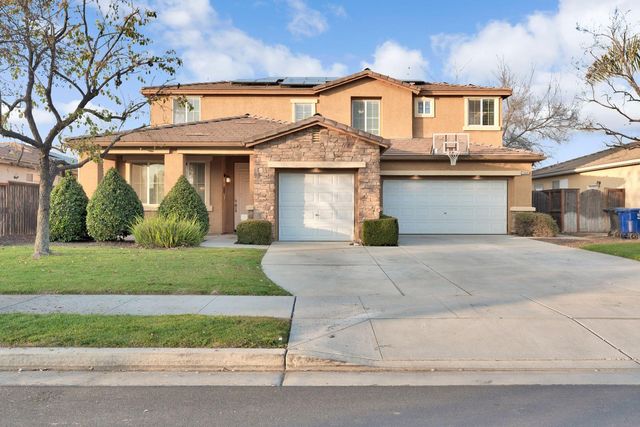 2986 Mary Ave, Sanger, CA 93657