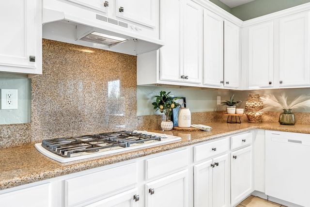 2986 Mary Ave, Sanger, CA 93657