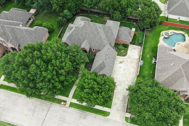 8308 Thistle Court, North Richland Hills, TX 76182