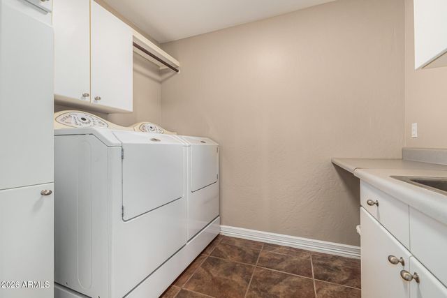 4750 W SADDLEHORN Road, Phoenix, AZ 85083