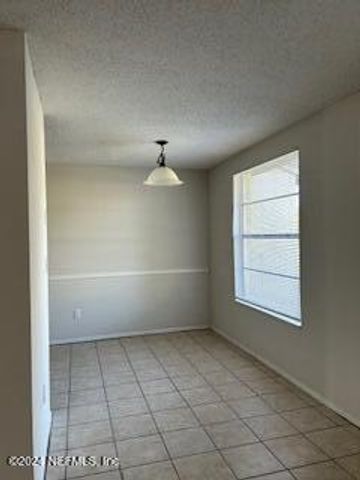 2678 SUNRISE VILLAGE Drive B, Orange Park, FL 32065