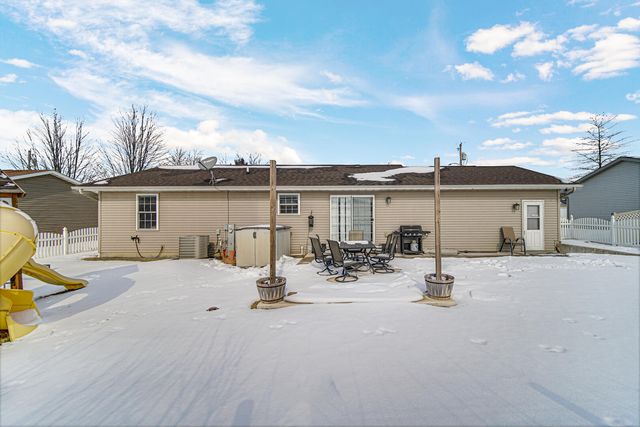 9405 W 143rd Lane, Cedar Lake, IN 46303