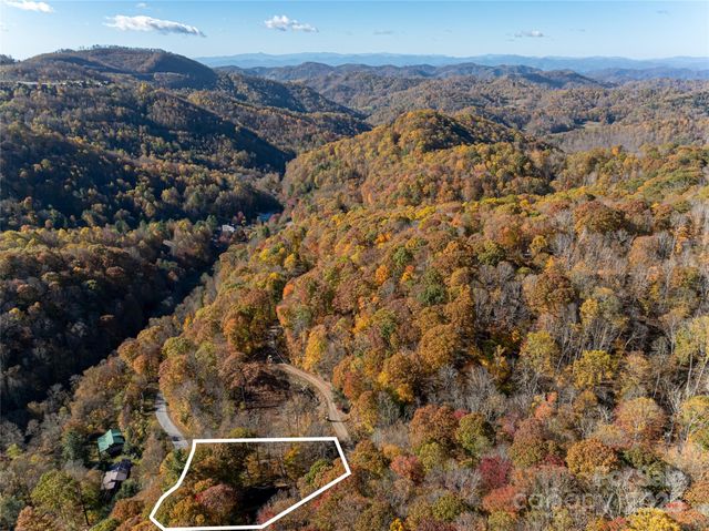 334 Foxden Road, Mars Hill, NC 28754