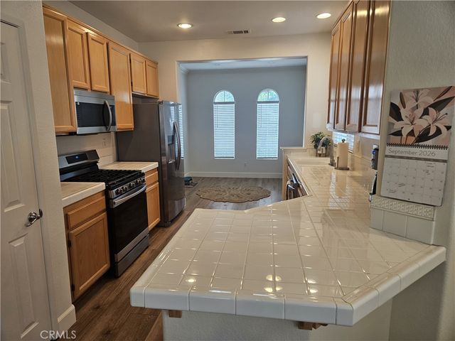 28239 Long Meadow Drive, Menifee, CA 92584